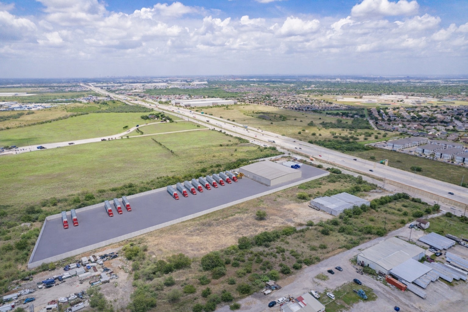 7240 E IH-10, San Antonio, TX for lease Primary Photo- Image 1 of 6