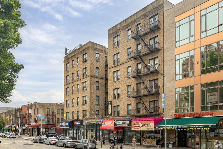 1107-1111 Brighton Beach Ave, Brooklyn, NY for lease - Building Photo - Image 3 of 11