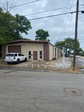 5137 Mosson Rd, Fort Worth, TX for lease Building Photo- Image 2 of 2