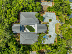 10 Park Ln, Hilton Head Island, SC à vendre Photo du bâtiment- Image 1 de 80