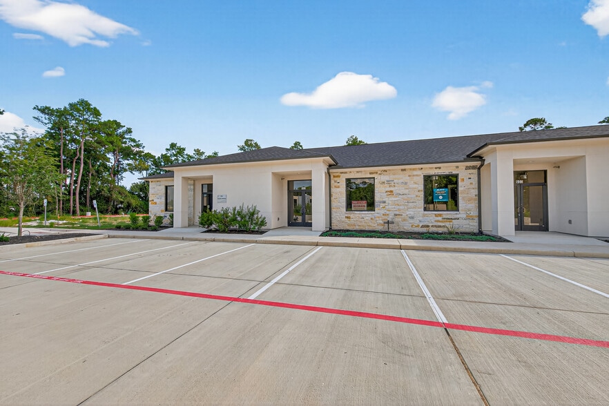 13803 Madera Run, Humble, TX à louer - Photo du bâtiment - Image 2 de 29