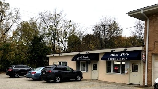 441 E Park Ave, Libertyville, IL for lease - Building Photo - Image 3 of 13