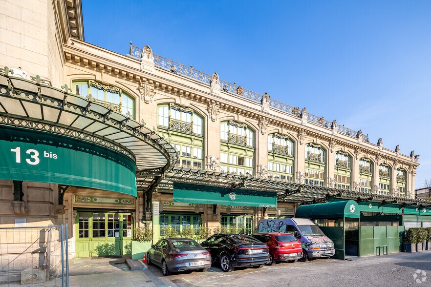 Office in Lyon for lease - Building Photo - Image 1 of 1