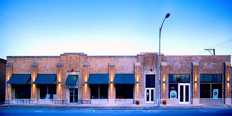 215 Commerce, Kingsport, TN à vendre - Photo principale - Image 2 de 5