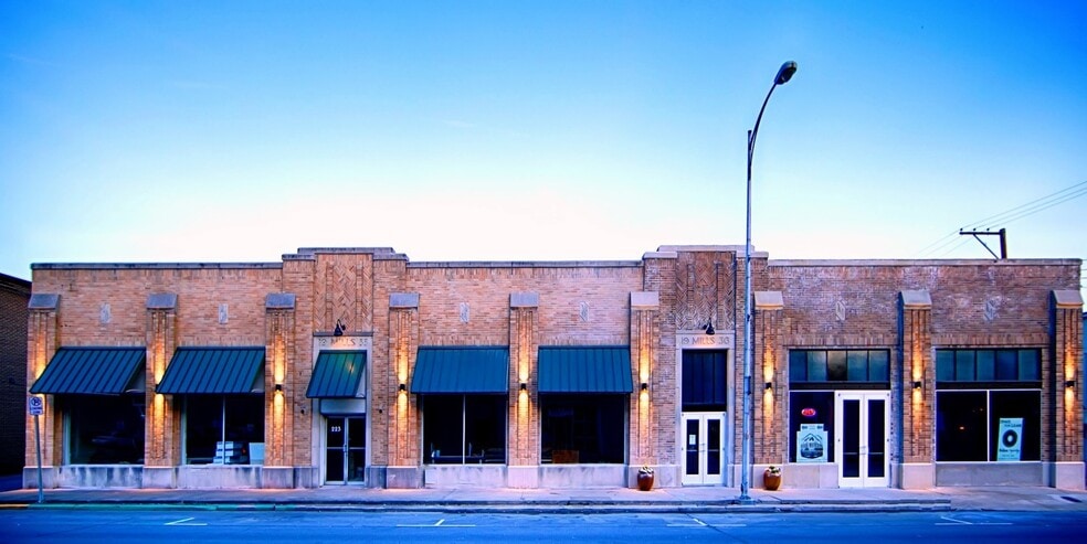 215 Commerce, Kingsport, TN for sale - Primary Photo - Image 2 of 5