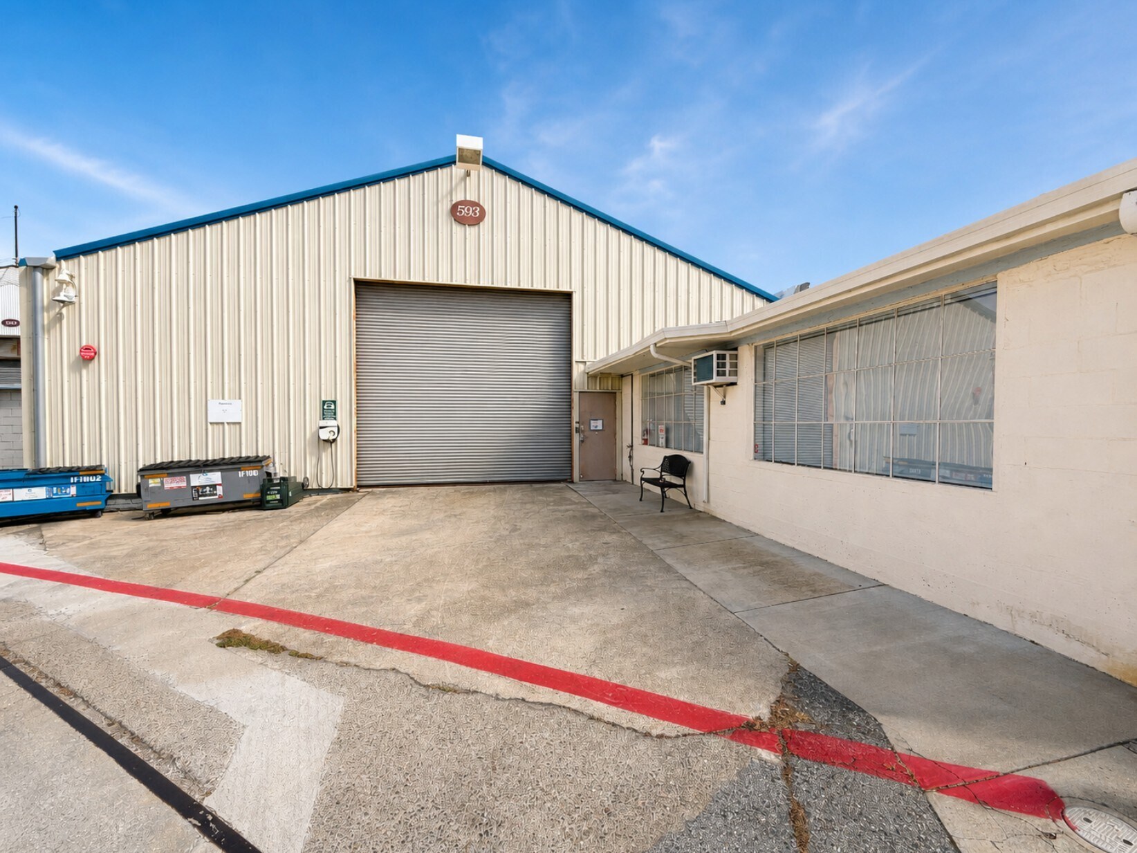 593 Quarry Rd, San Carlos, CA à louer Photo du bâtiment- Image 1 de 8