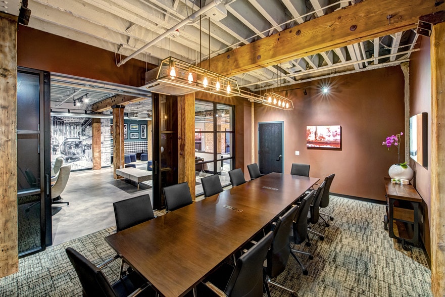 212 3rd Ave N, Minneapolis, MN for lease - Interior Photo - Image 2 of 38