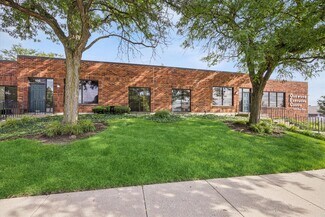 Plus de détails pour 414 Plaza Dr, Westmont, IL - Bureau à vendre