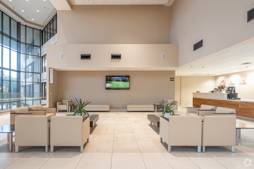 250 E John Carpenter Fwy, Irving, TX for lease - Interior Photo - Image 3 of 28