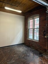 20 Canal St, Franklin, NH for lease Interior Photo- Image 1 of 3