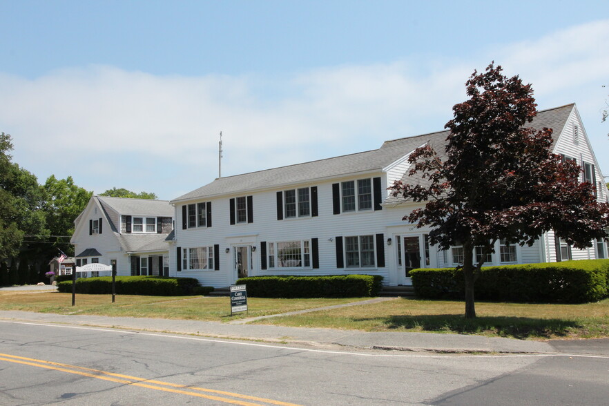 171 Main St, Hyannis, MA à vendre - Photo du bâtiment - Image 1 de 1