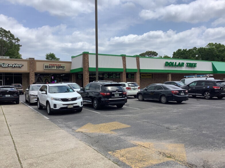 901-909 E Fairfield Ave, Pensacola, FL for lease - Building Photo - Image 2 of 6