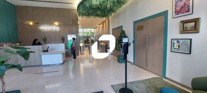 Bureau dans Saint-Denis à louer - Hall d’entrée - Image 1 de 11