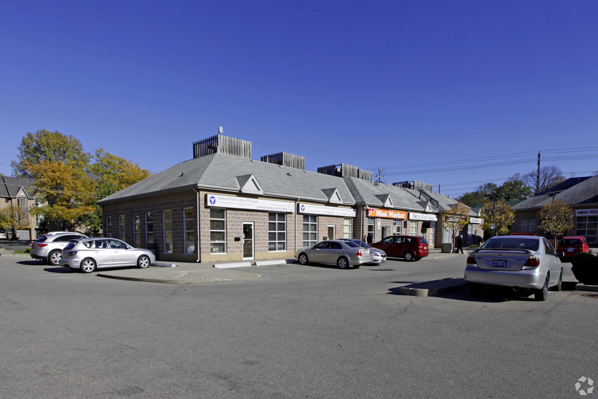 1020 Johnson's Ln, Mississauga, ON for lease Primary Photo- Image 1 of 3