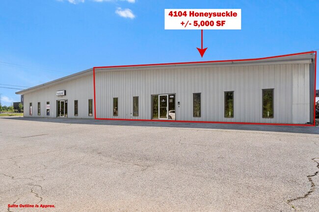 Plus de détails pour 4104 S Honeysuckle Ln, Rogers, AR - Local d'activités à louer