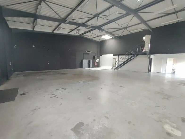 Flex dans Vaulx-Milieu à louer - Photo intérieure - Image 3 de 9