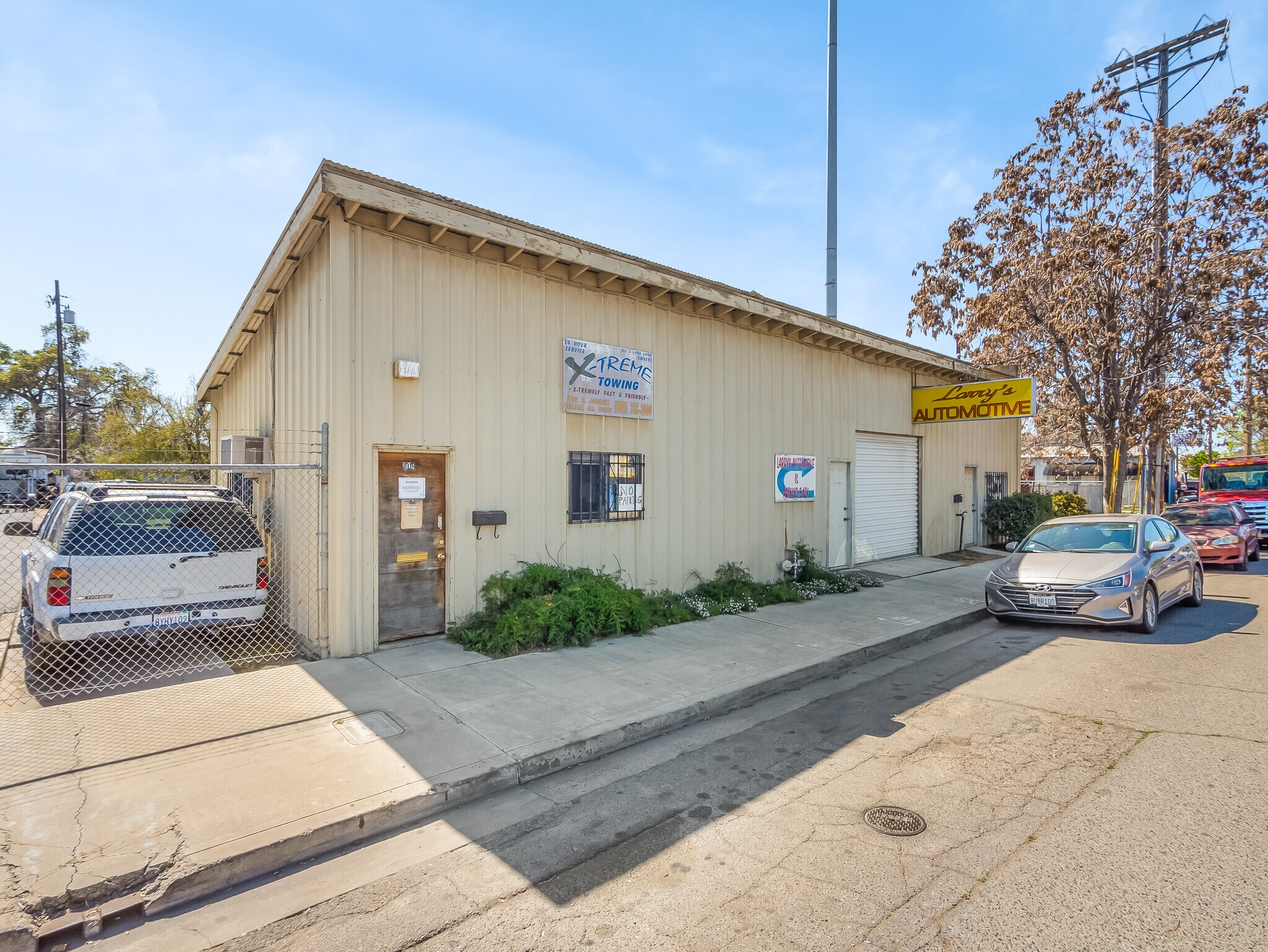 1019 E Acequia Ave, Visalia, CA for lease Building Photo- Image 1 of 11
