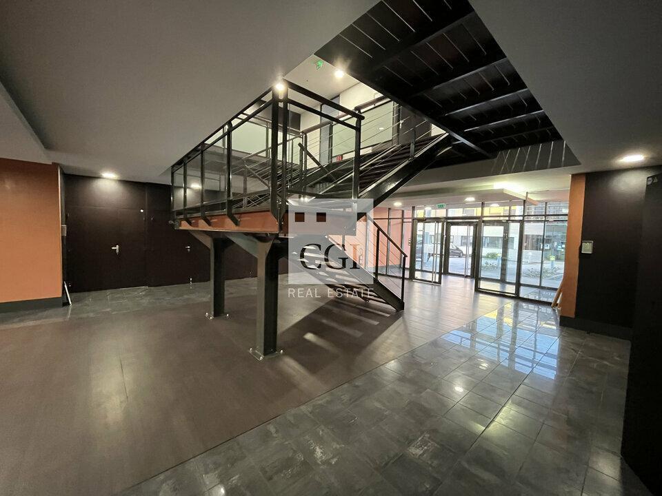 284 Allée Alexandre Borodine, Saint-Priest for lease Lobby- Image 1 of 2