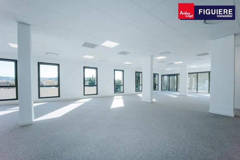 Chemin Des Piboules, Aix-en-Provence for lease - Building Photo - Image 3 of 17
