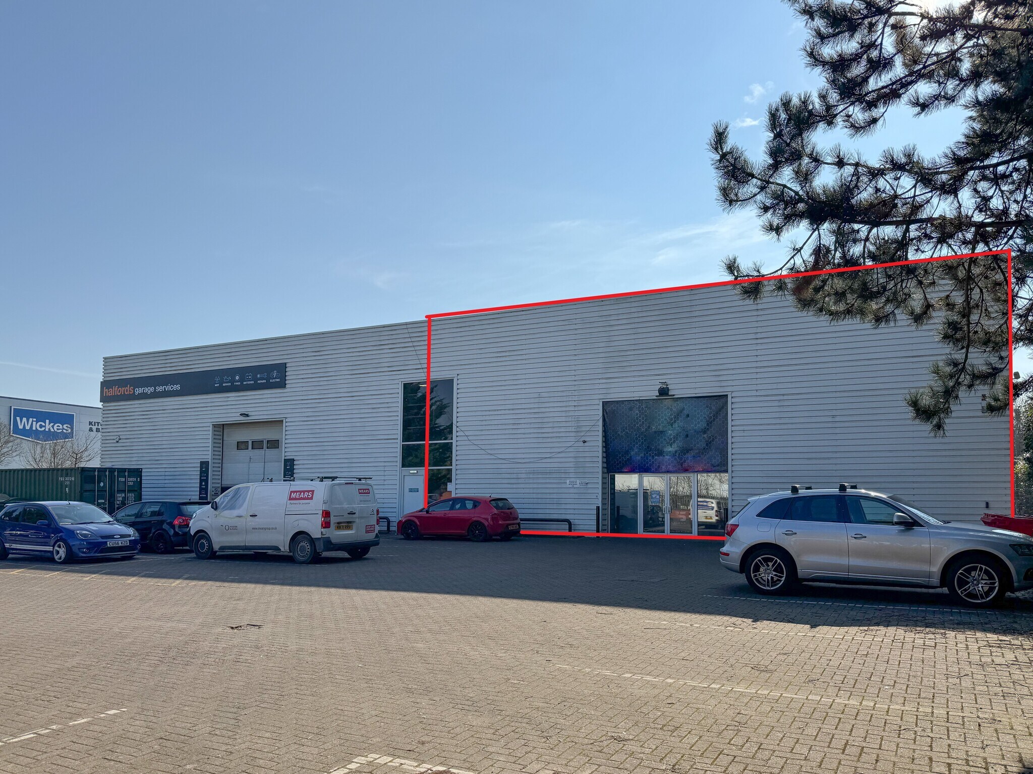 Snowdon Dr, Milton Keynes for lease Building Photo- Image 1 of 4