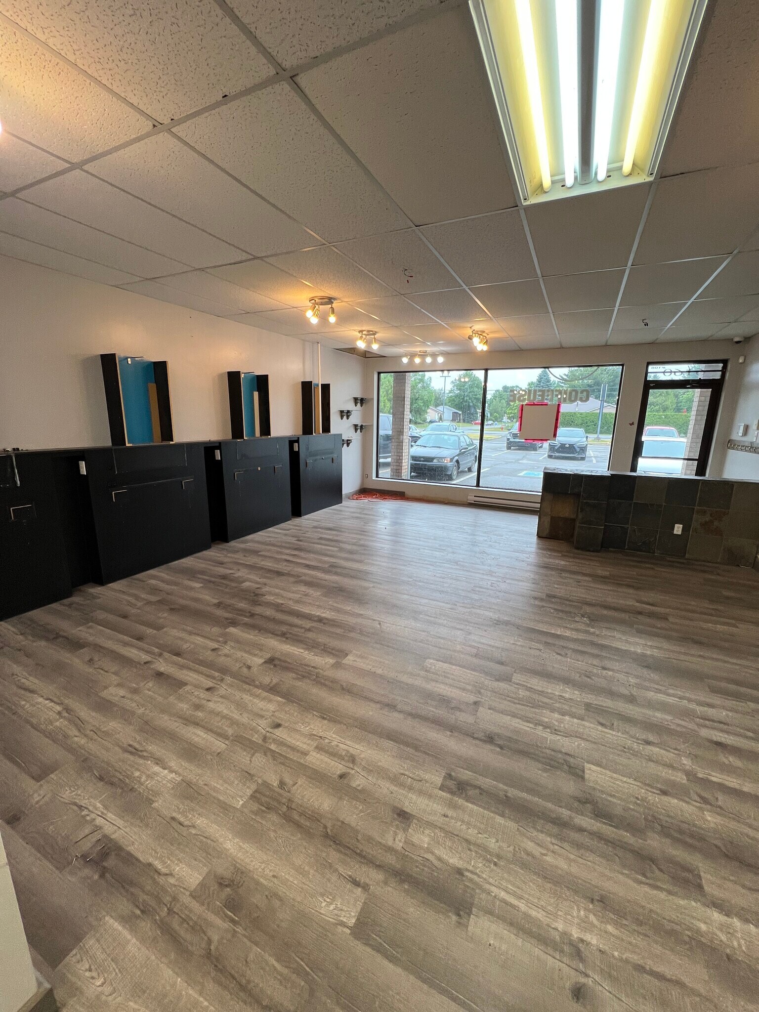 6160 Rue Rodrigue, Terrebonne, QC à vendre Photo intérieure- Image 1 de 1