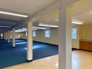 1615 Clark Ave, Ashland, OR à louer Photo intérieure- Image 2 de 5