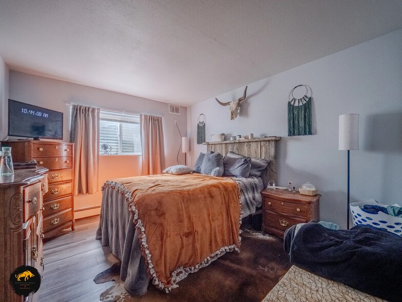 2012 Adobe Ave, Douglas, WY à vendre - Photo intérieure - Image 2 de 4