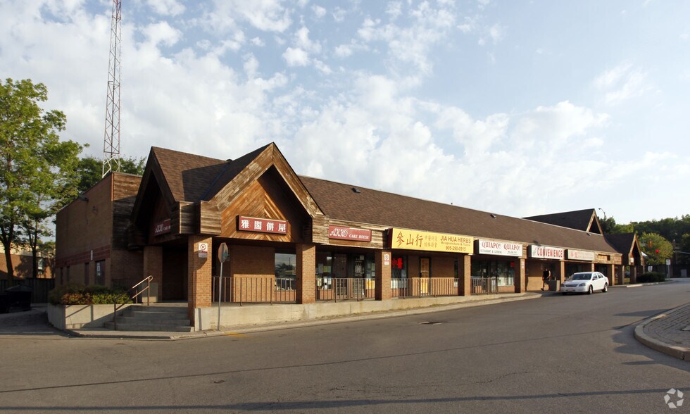 4040 Creditview Rd, Mississauga, ON à louer - Photo du bâtiment - Image 3 de 19