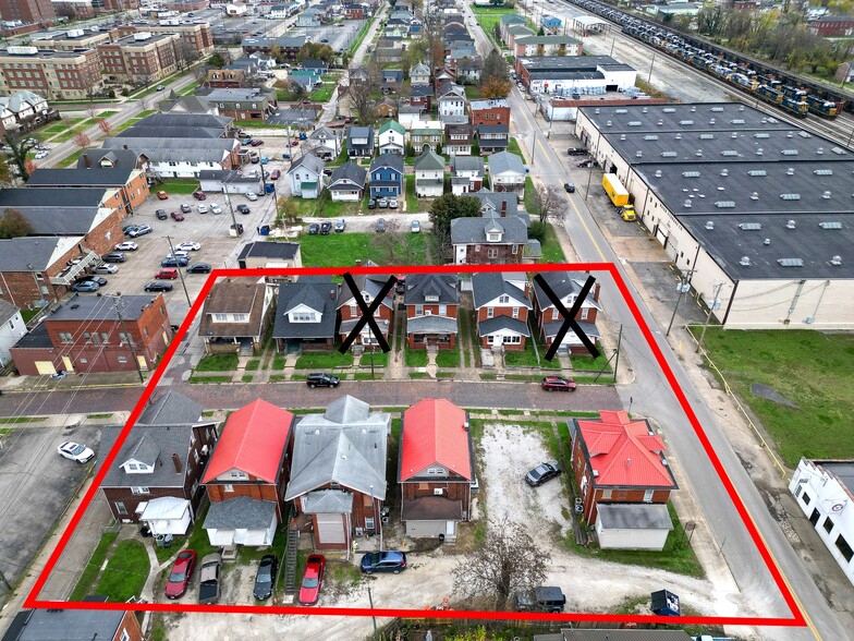 John Marshall Drive Portfolio portefeuille de 4 propriétés à vendre sur LoopNet.ca - Photo du b timent - Image 1 de 24