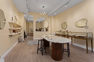 826-842 Lexington Ave, New York, NY for lease Interior Photo- Image 2 of 4