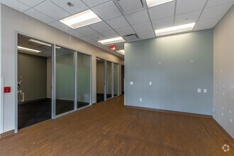1655 E Bert Kouns Industrial Loop Expy, Shreveport, LA for lease Interior Photo- Image 2 of 7