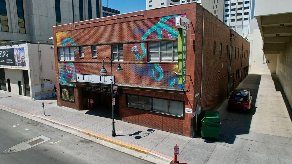 235 Lake St, Reno, NV à louer - Photo du bâtiment - Image 3 de 18