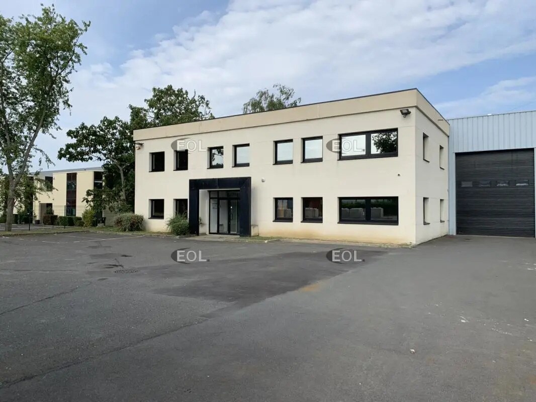 Flex in Lisses for sale Building Photo- Image 1 of 10