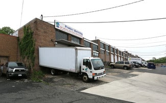 Plus de détails pour 5760-5788 2nd St NE, Washington, DC - Industriel à louer