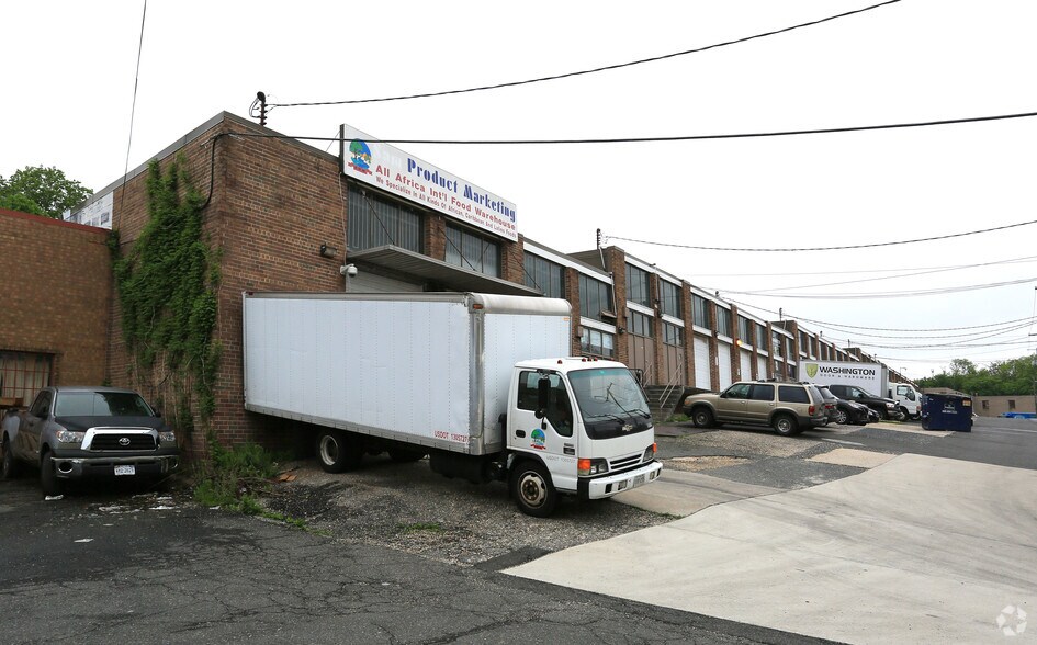 5760-5788 2nd St NE, Washington, DC à louer - Photo principale - Image 1 de 7