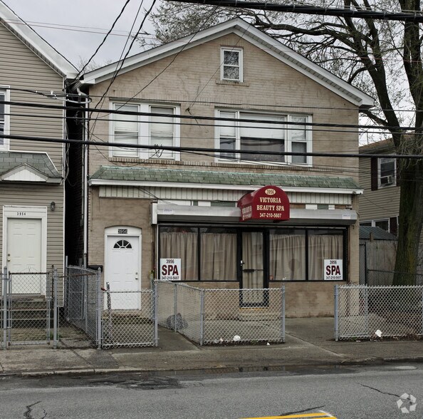 3956 Victory Blvd, Staten Island, NY à louer - Photo principale - Image 1 de 3