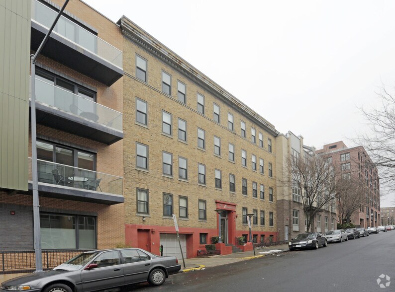 2370 Champlain St NW, Washington, DC à louer - Photo principale - Image 1 de 5