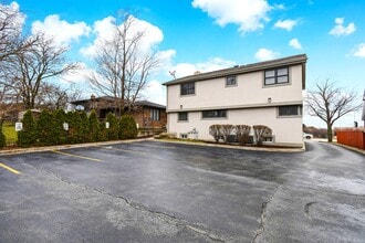 103 E Ogden Ave, Clarendon Hills, IL for sale Building Photo- Image 2 of 55