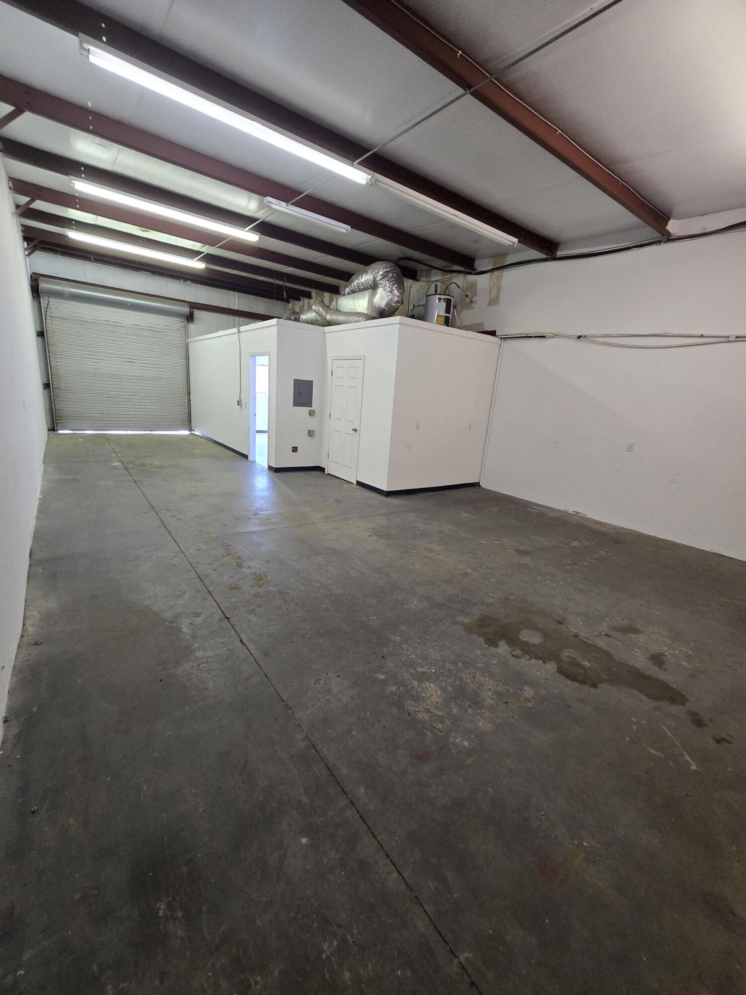 3715 Argent Blvd, Ridgeland, SC for lease Interior Photo- Image 1 of 8