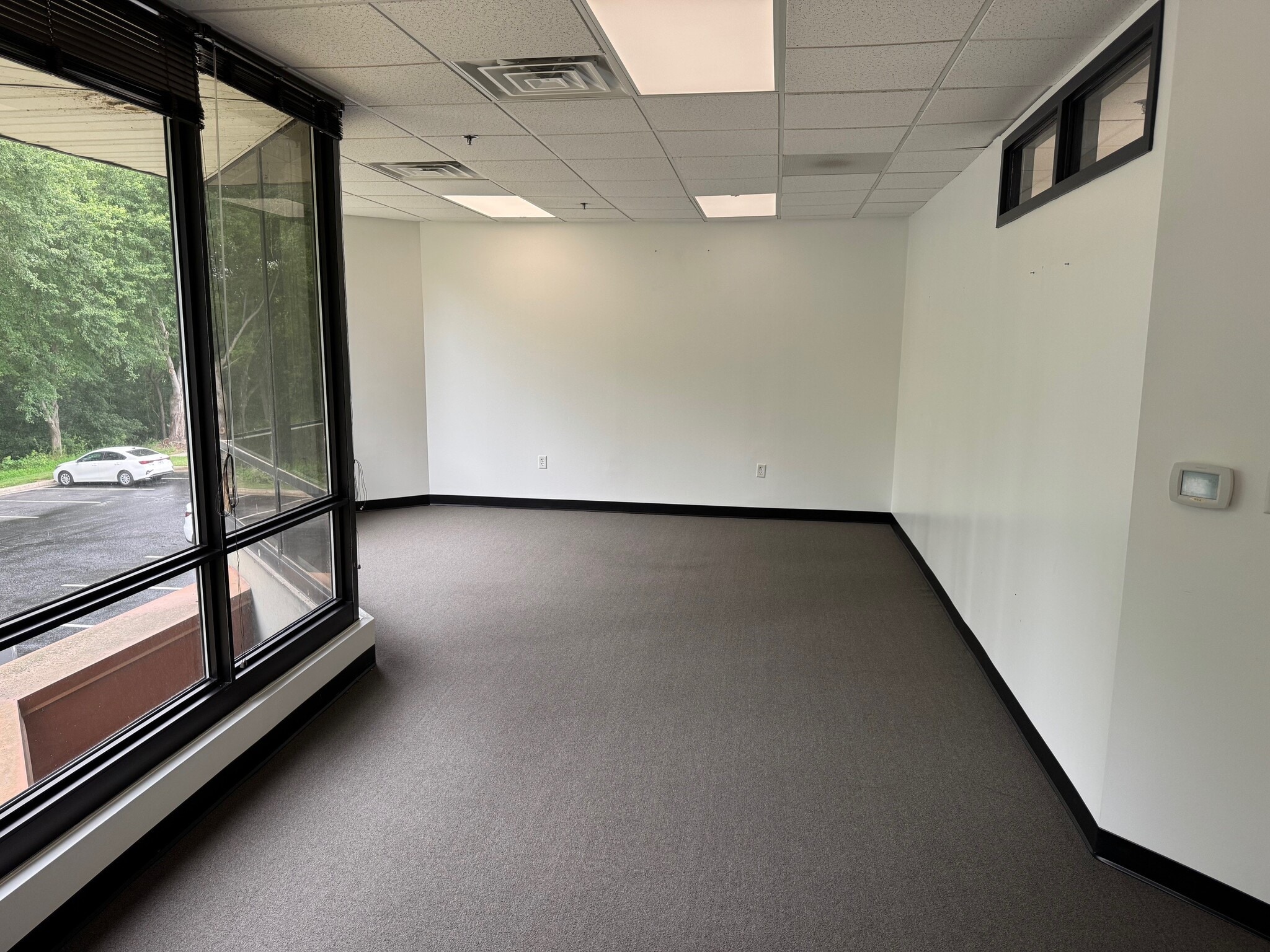 8945-8975 Guilford Rd, Columbia, MD à louer Photo du bâtiment- Image 1 de 3