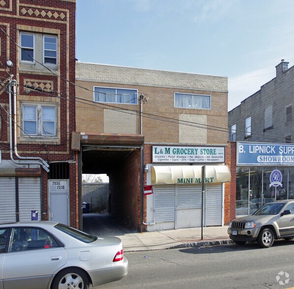 2032-2034 Main St, Bridgeport, CT for sale - Building Photo - Image 2 of 2