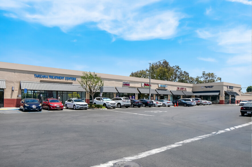 5166-5190 Atlantic Ave, Long Beach, CA for lease - Building Photo - Image 3 of 16