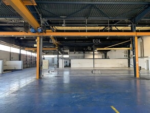 Flex in SAINT-OUEN-L'AUMONE for lease Building Photo- Image 1 of 2