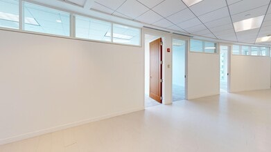 1111 Brickell Ave, Miami, FL for lease Interior Photo- Image 2 of 20