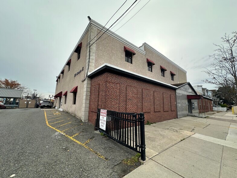 534-548 Avenue E, Bayonne, NJ à vendre - Photo du bâtiment - Image 3 de 16