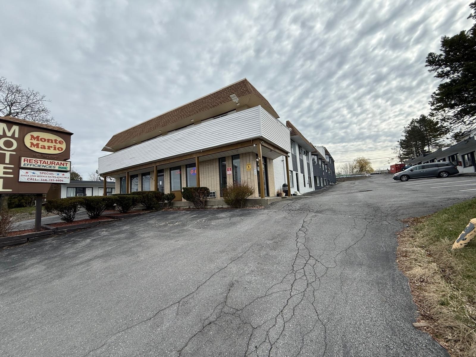 947 new Loudon Rd, Latham, NY à vendre Photo principale- Image 1 de 16