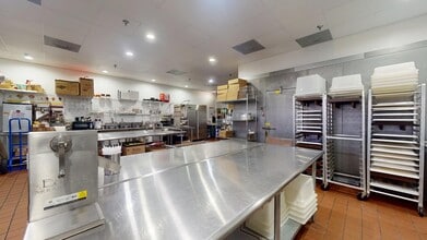 4501 State Line Ave, Texarkana, TX for lease Interior Photo- Image 1 of 10