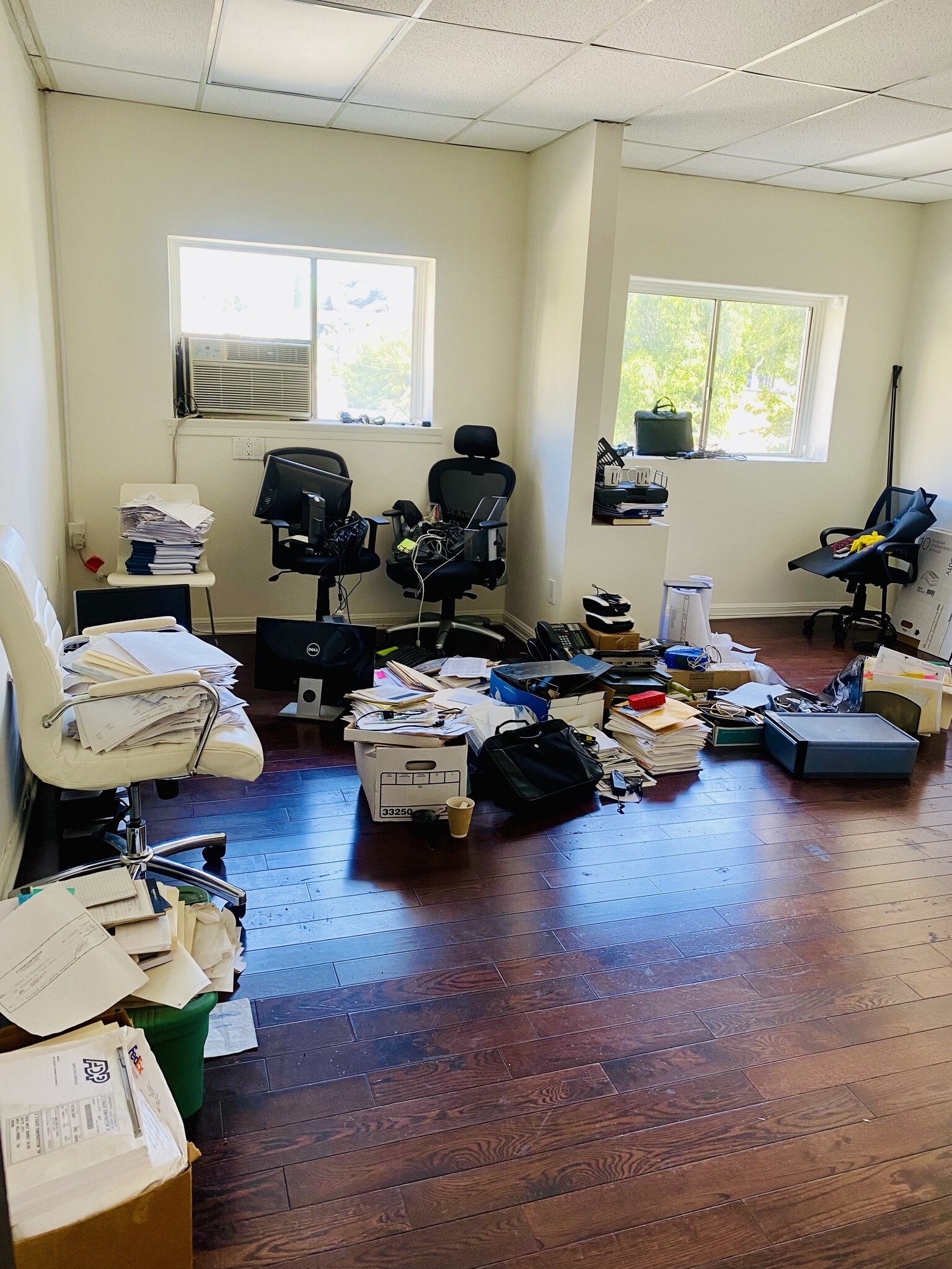 8228 W Sunset Blvd, Los Angeles, CA for lease Interior Photo- Image 1 of 2