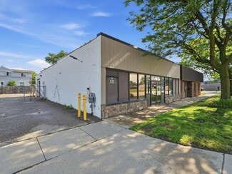More details for 832 W 11 Mile Rd, Madison Heights, MI - Industrial for Sale