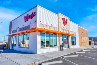 More details for 1730 28th St SW, Wyoming, MI - Retail for Sale